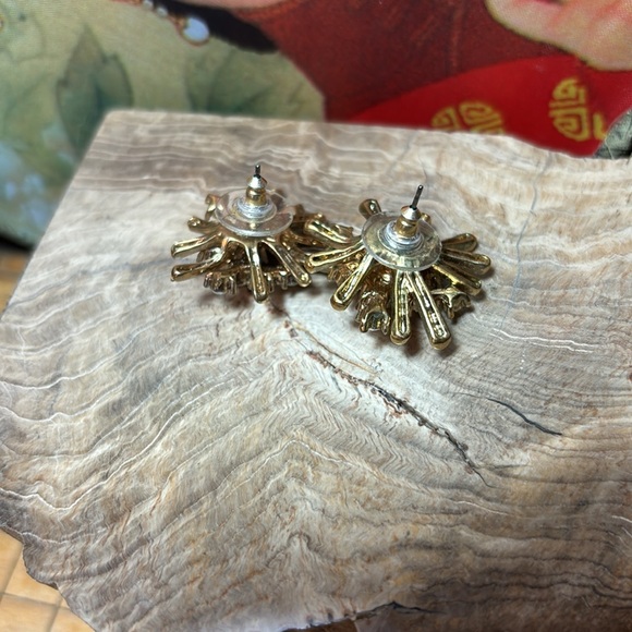 J. Crew Earrings 1”x1.5” Clear Crystal Gem Gold Starburst Fireworks GUC Elegant - Picture 8 of 9